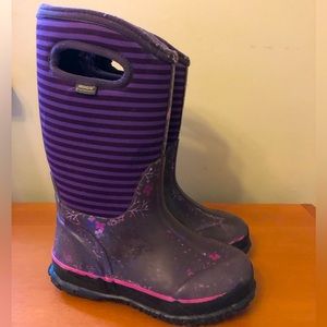 BOGS girls Classic floral waterproof boots
